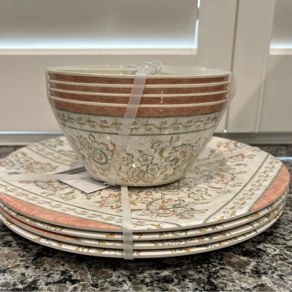 Rachel Ashwell Farmhouse Set of 8 Melamine Plates & Bowls Soft Pastel Design NEW - Picture 1 of 4